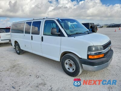 Czwarte zdjęcie samochodu z boku: 2014 CHEVROLET EXPRESS G3500 LT VIN:1GAZG1FG9E1105417 - miniatura