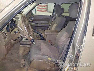 Zdjęcie 7 z 14 samochodu: 2010 DODGE NITRO HEAT VIN:1D4PU4GK6AW157390 - miniatura