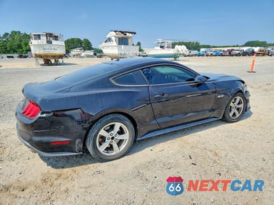 Trzecie zdjęcie samochodu z tyłu: 2020 FORD MUSTANG VIN:1FA6P8TH0L5102742 - miniatura