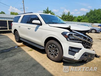 Czwarte zdjęcie samochodu z boku: 2023 FORD EXPEDITION MAX XLT VIN:1FMJK1J83PEA00334 - miniatura
