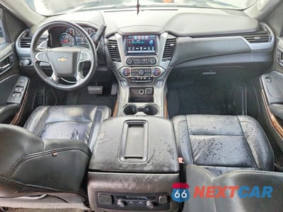 Zdjęcie 8 z 13 samochodu: 2017 CHEVROLET SUBURBAN K1500 LT VIN:1GNSKHKC7HR180830 - miniatura