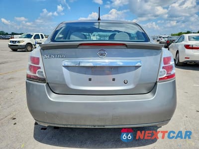 Zdjęcie 6 z 12 samochodu: 2011 NISSAN SENTRA 2.0 VIN:3N1AB6AP0BL664515 - miniatura