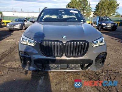 Piąte zdjęcie samochodu w środku: 2023 BMW X5 M50I VIN:5UXJU4C01P9N45981 - miniatura