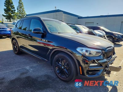 Czwarte zdjęcie samochodu z boku: 2019 BMW X3 SDRIVE30I VIN:5UXTR7C55KLF24377 - miniatura