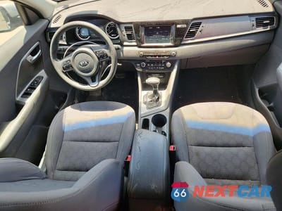 Zdjęcie 8 z 12 samochodu: 2017 KIA NIRO FE VIN:KNDCB3LC6H5057476 - miniatura