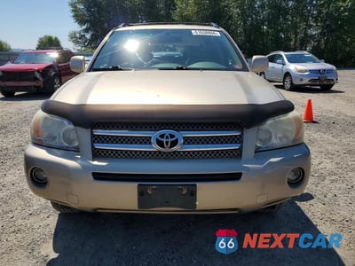 Piąte zdjęcie samochodu w środku: 2006 TOYOTA HIGHLANDER HYBRID VIN:JTEEW21A960031484 - miniatura
