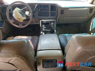 Zdjęcie 8 z 14 samochodu: 2003 GMC YUKON DENALI VIN:1GKEK63U63J165555 - miniatura