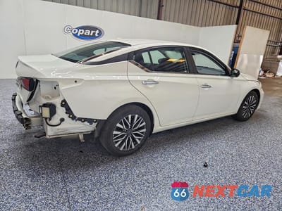 Trzecie zdjęcie samochodu z tyłu: 2025 NISSAN ALTIMA SV VIN:1N4BL4DV9SN317980 - miniatura