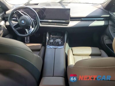 Zdjęcie 8 z 12 samochodu: 2024 BMW 530 XI VIN:WBA53FJ01RCP95115 - miniatura