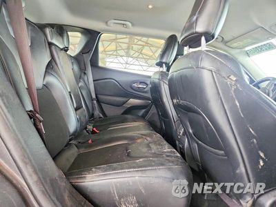 Zdjęcie 10 z 12 samochodu: 2020 JEEP CHEROKEE LATITUDE PLUS VIN:1C4PJLLB4LD657052 - miniatura