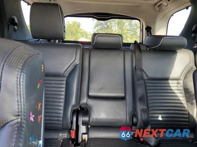 Zdjęcie 10 z 13 samochodu: 2018 LAND ROVER DISCOVERY HSE VIN:SALRR2RK2JA063232 - miniatura