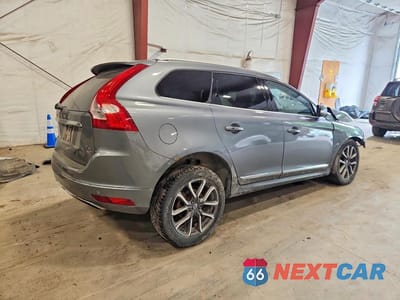 Trzecie zdjęcie samochodu z tyłu: 2016 VOLVO XC60 T6 PREMIER VIN:YV449MRKXG2915629 - miniatura