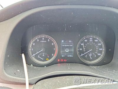 Zdjęcie 9 z 13 samochodu: 2018 HYUNDAI TUCSON SE VIN:KM8J2CA40JU640023 - miniatura