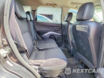 Zdjęcie 11 z 13 samochodu: 2010 MITSUBISHI OUTLANDER GT VIN:JA4JT5AXXAZ007145 - miniatura