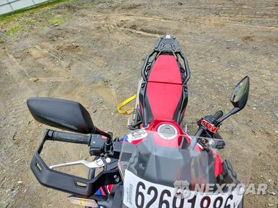 Piąte zdjęcie samochodu w środku: 2024 HONDA CRF1000 A VIN:JH2SD1510RK000366 - miniatura