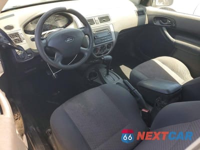 Zdjęcie 8 z 12 samochodu: 2005 FORD FOCUS ZX3 VIN:3FAFP31N55R105096 - miniatura