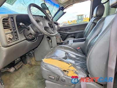 Zdjęcie 7 z 12 samochodu: 2003 CHEVROLET SILVERADO K1500 HEAVY DUTY VIN:1GCGK13U63F140410 - miniatura