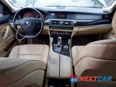 Zdjęcie 8 z 12 samochodu: 2013 BMW 528 I VIN:WBAXG5C57DD235053 - miniatura