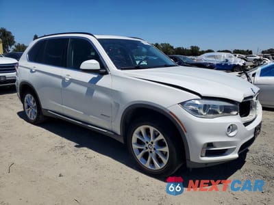 Czwarte zdjęcie samochodu z boku: 2016 BMW X5 SDRIVE35I VIN:5UXKR2C53G0U17493 - miniatura