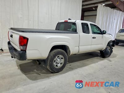 Trzecie zdjęcie samochodu z tyłu: 2022 TOYOTA TACOMA SR VIN:3TYRX5GN5NT047728 - miniatura