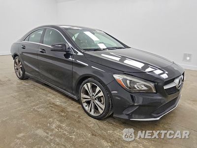 Czwarte zdjęcie samochodu z boku: 2019 MERCEDES-BENZ CLA 250 VIN:WDDSJ4EB8KN742911 - miniatura