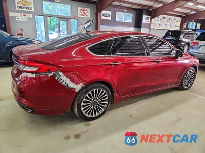 Trzecie zdjęcie samochodu z tyłu: 2017 FORD FUSION SE VIN:3FA6P0H94HR226522 - miniatura