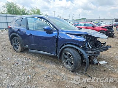 Czwarte zdjęcie samochodu z boku: 2025 NISSAN ROGUE SV VIN:JN8BT3BB2SW170073 - miniatura