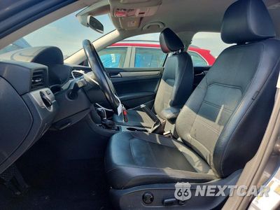 Zdjęcie 7 z 12 samochodu: 2020 VOLKSWAGEN PASSAT SE VIN:1VWSA7A37LC015294 - miniatura