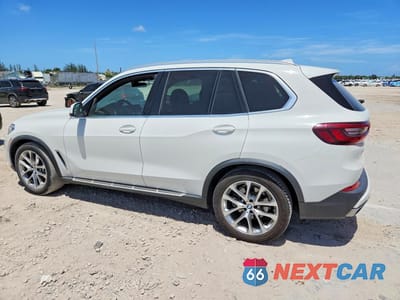 Drugie zdjęcie samochodu z przodu: 2022 BMW X5 SDRIVE 40I VIN:5UXCR4C00N9K13599 - miniatura