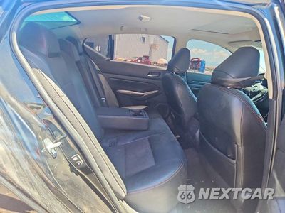 Zdjęcie 10 z 12 samochodu: 2019 NISSAN ALTIMA SR VIN:1N4BL4CV2KN311553 - miniatura
