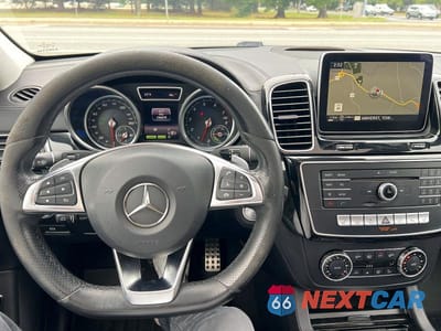Zdjęcie 7 z 10 samochodu: 2016 MERCEDES-BENZ GLE 550E 4MATIC VIN:4JGDA6DB3GA598873 - miniatura