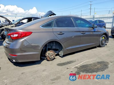 Trzecie zdjęcie samochodu z tyłu: 2017 HYUNDAI SONATA SE VIN:5NPE24AF3HH572351 - miniatura