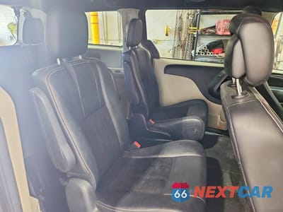 Zdjęcie 11 z 13 samochodu: 2017 DODGE GRAND CARAVAN SXT VIN:2C4RDGCG4HR600423 - miniatura