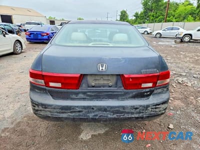 Zdjęcie 6 z 12 samochodu: 2004 HONDA ACCORD LX VIN:1HGCM56314A141547 - miniatura