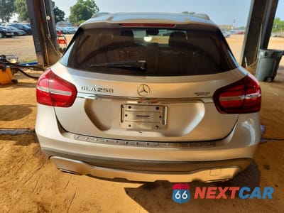 Zdjęcie 6 z 13 samochodu: 2019 MERCEDES-BENZ GLA 250 VIN:WDCTG4EBXKJ553210 - miniatura