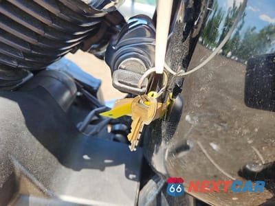Zdjęcie 8 z 9 samochodu: 2013 HONDA VT750 S VIN:JH2RC5815DK300451 - miniatura