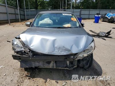 Piąte zdjęcie samochodu w środku: 2014 NISSAN SENTRA S VIN:3N1AB7AP3EY232675 - miniatura