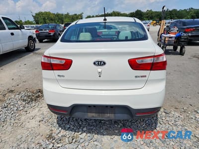 Zdjęcie 6 z 12 samochodu: 2013 KIA RIO EX VIN:KNADN4A3XD6131004 - miniatura