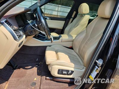 Zdjęcie 7 z 12 samochodu: 2019 BMW X5 XDRIVE40I VIN:5UXCR6C5XKLL37336 - miniatura