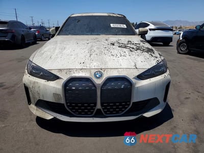 Piąte zdjęcie samochodu w środku: 2024 BMW I4 EDRIVE 35 VIN:WBY43AW09RFR86921 - miniatura