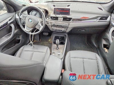 Zdjęcie 8 z 13 samochodu: 2020 BMW X1 XDRIVE28I VIN:WBXJG9C05L5R32947 - miniatura