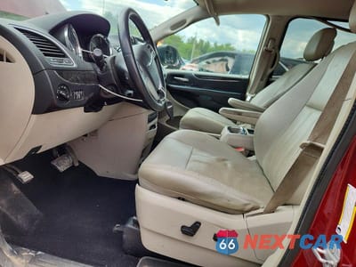 Zdjęcie 7 z 13 samochodu: 2012 CHRYSLER TOWN & COUNTRY TOURING L VIN:2C4RC1CGXCR233021 - miniatura