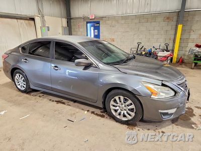 Czwarte zdjęcie samochodu z boku: 2015 NISSAN ALTIMA 2.5 S VIN:1N4AL3AP9FN881372 - miniatura
