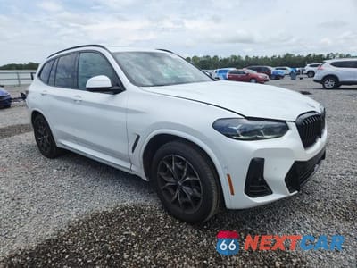 Czwarte zdjęcie samochodu z boku: 2024 BMW X3 XDRIVE30I VIN:5UX53DP06R9W81833 - miniatura