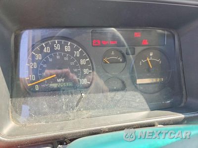 Zdjęcie 9 z 12 samochodu: 2007 GMC W4500 W45042 VIN:4KDC4B1UX7J805292 - miniatura