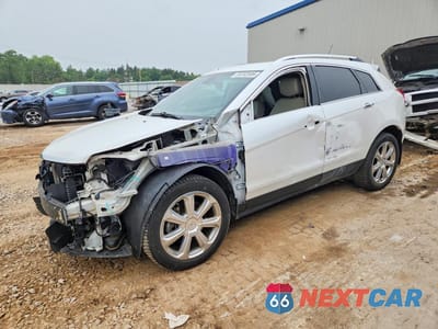 2015 CADILLAC SRX PREMIUM COLLECTION 3GYFNGE35FS584883 - główne zdjęcie licytacji z USA - miniatura