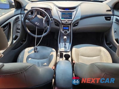 Zdjęcie 8 z 13 samochodu: 2013 HYUNDAI ELANTRA LIMITED VIN:5NPDH4AE6DH280169 - miniatura