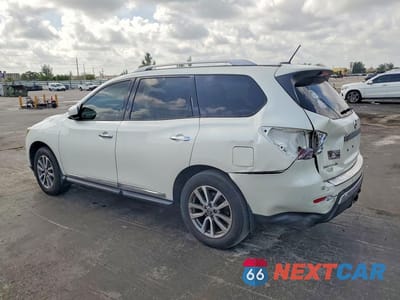 Drugie zdjęcie samochodu z przodu: 2016 NISSAN PATHFINDER SL VIN:5N1AR2MM2GC637656 - miniatura