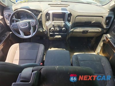 Zdjęcie 8 z 12 samochodu: 2021 GMC SIERRA C1500 ELEVATION VIN:1GTR8CEK3MZ237188 - miniatura