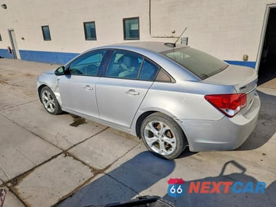 Drugie zdjęcie samochodu z przodu: 2016 CHEVROLET CRUZE LIMITED LS VIN:1G1PC5SG1G7200585 - miniatura